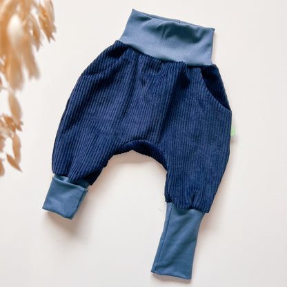 Set Sky – Mitwachshose & Hoodie mit Kapuze