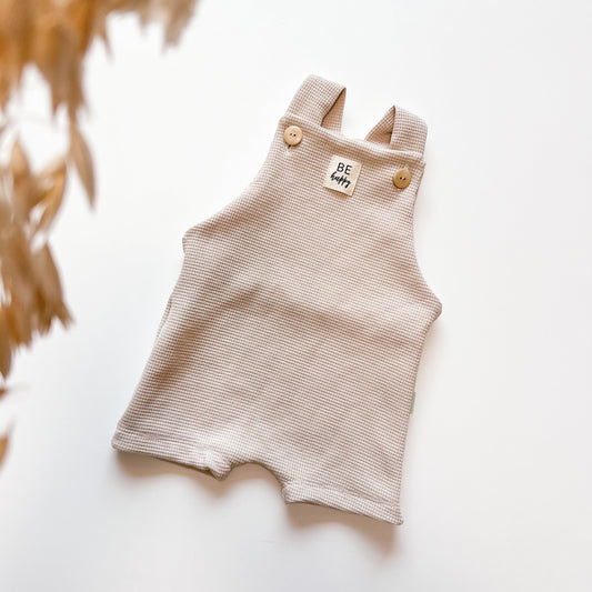 Latzhose für Baby und Kinder, beige