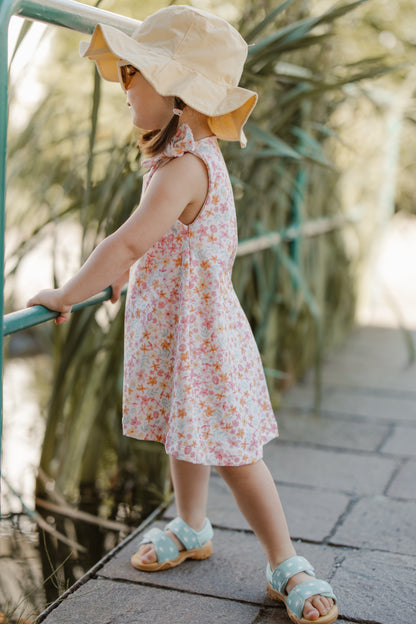 Mädchenkleid mit Schleife und Zipfelsaum, Sommer Blumen