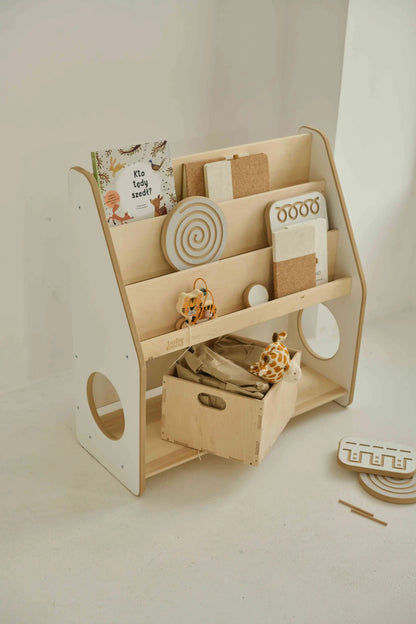 Bücherregal aus Holz für Bücher und Spielzeug